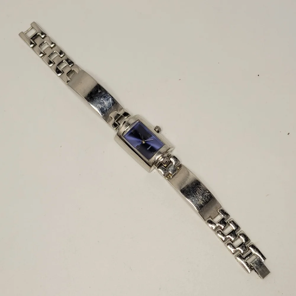 ▪︎Yves Rocher Women's Watch - Picture 3 of 8